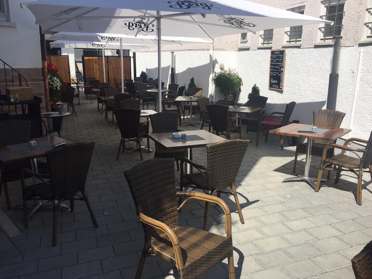 Hotel Ristorante Rostica Bad Urach Bagian luar foto