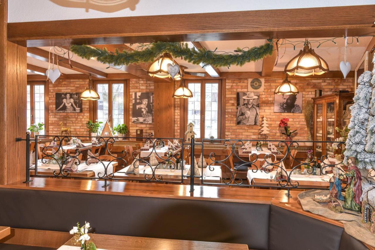 Hotel Ristorante Rostica Bad Urach Bagian luar foto