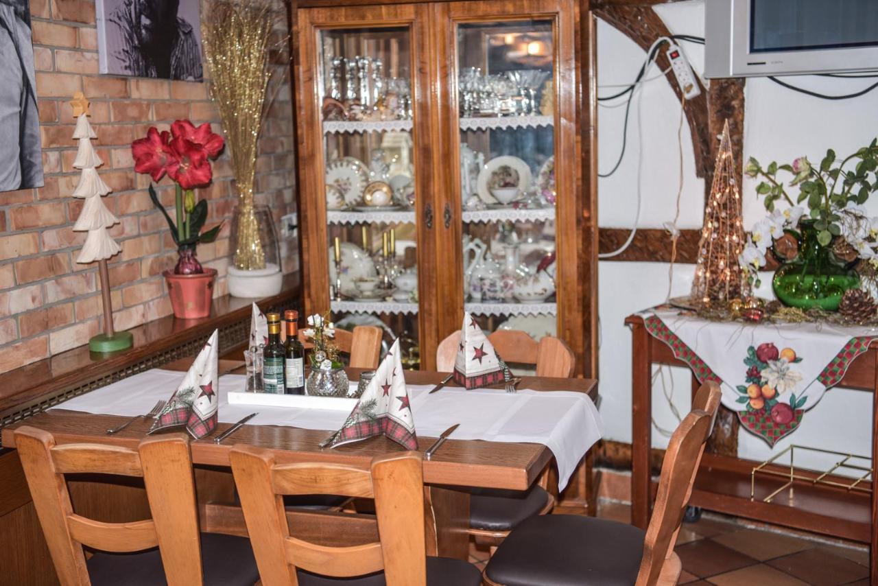 Hotel Ristorante Rostica Bad Urach Bagian luar foto