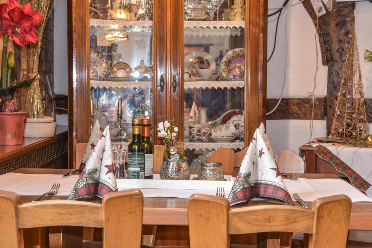 Hotel Ristorante Rostica Bad Urach Bagian luar foto